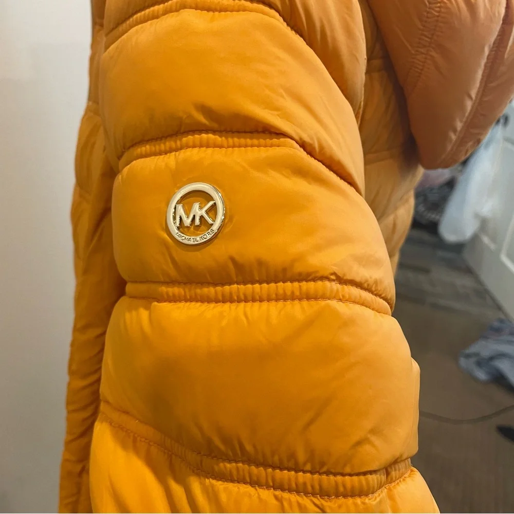 MICHAEL Michael Kors Orange Puffer Jacket - Picture 3 of 11